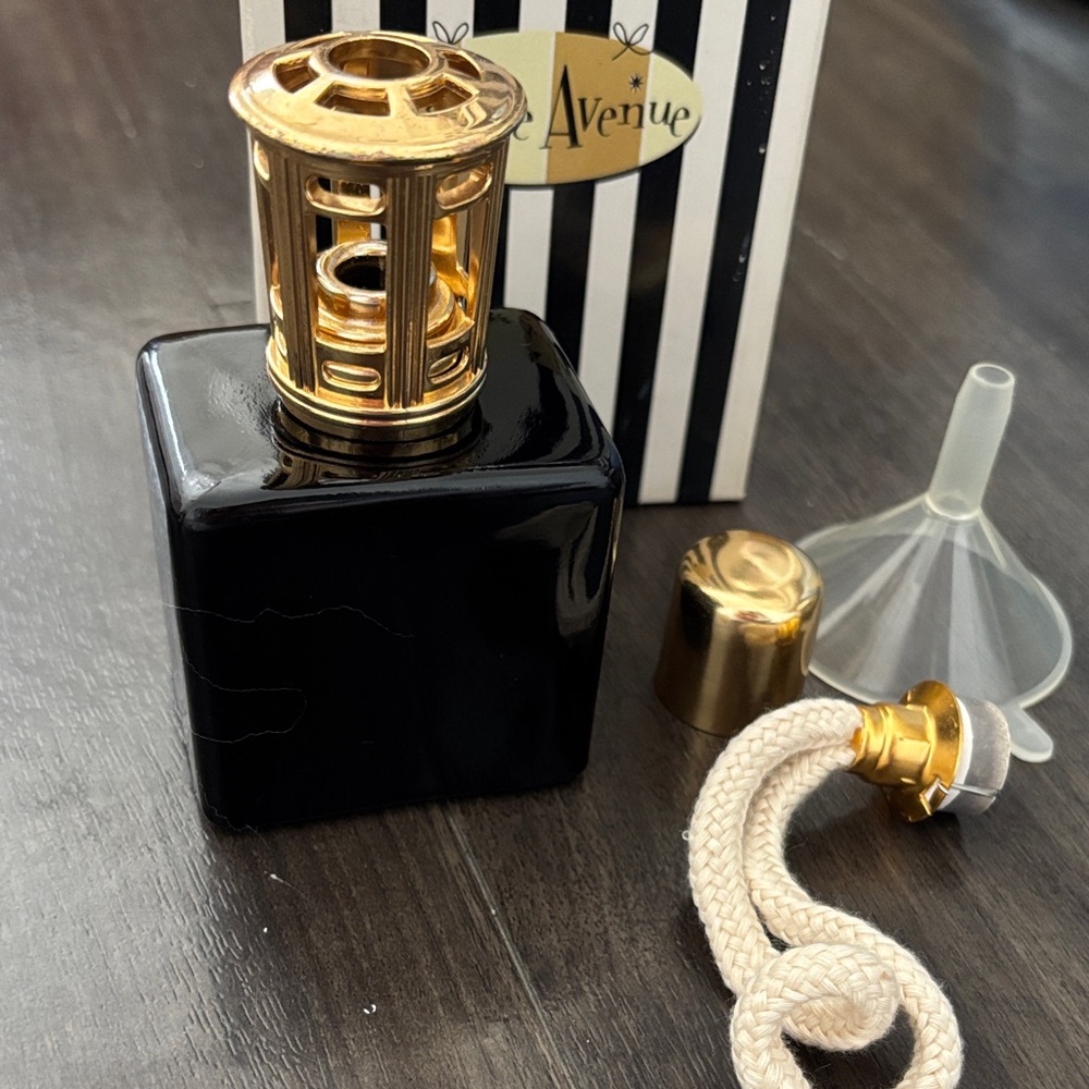 Vintage Black and Gold Fragrance Lamp - Lamp Avenue